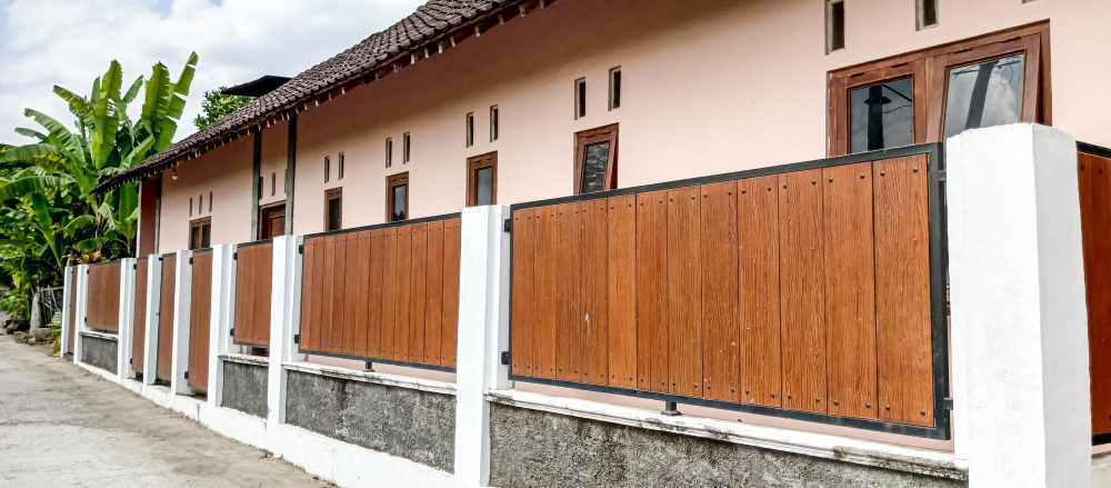 10 Model Pagar Rumah Tembok Sederhana yang Estetik. Simpel tapi Keren!